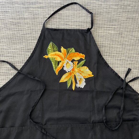 KNG Black Hand Painted Long Kitchen Apron with Pockets and Adjustable Straps - Picture 8 of 9